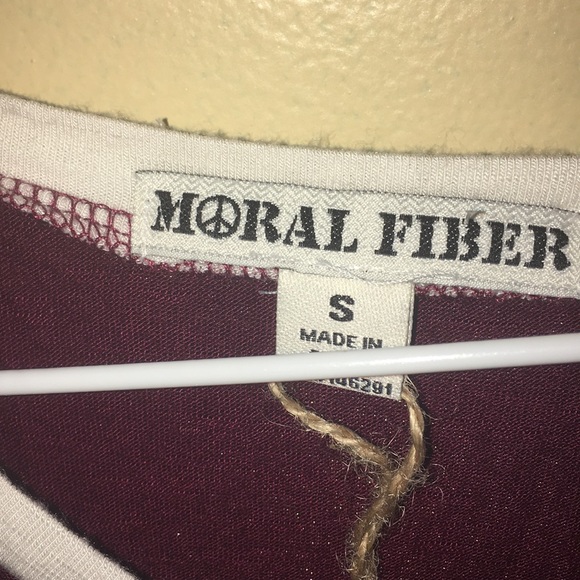 Maroon long sleeve - Picture 2 of 2